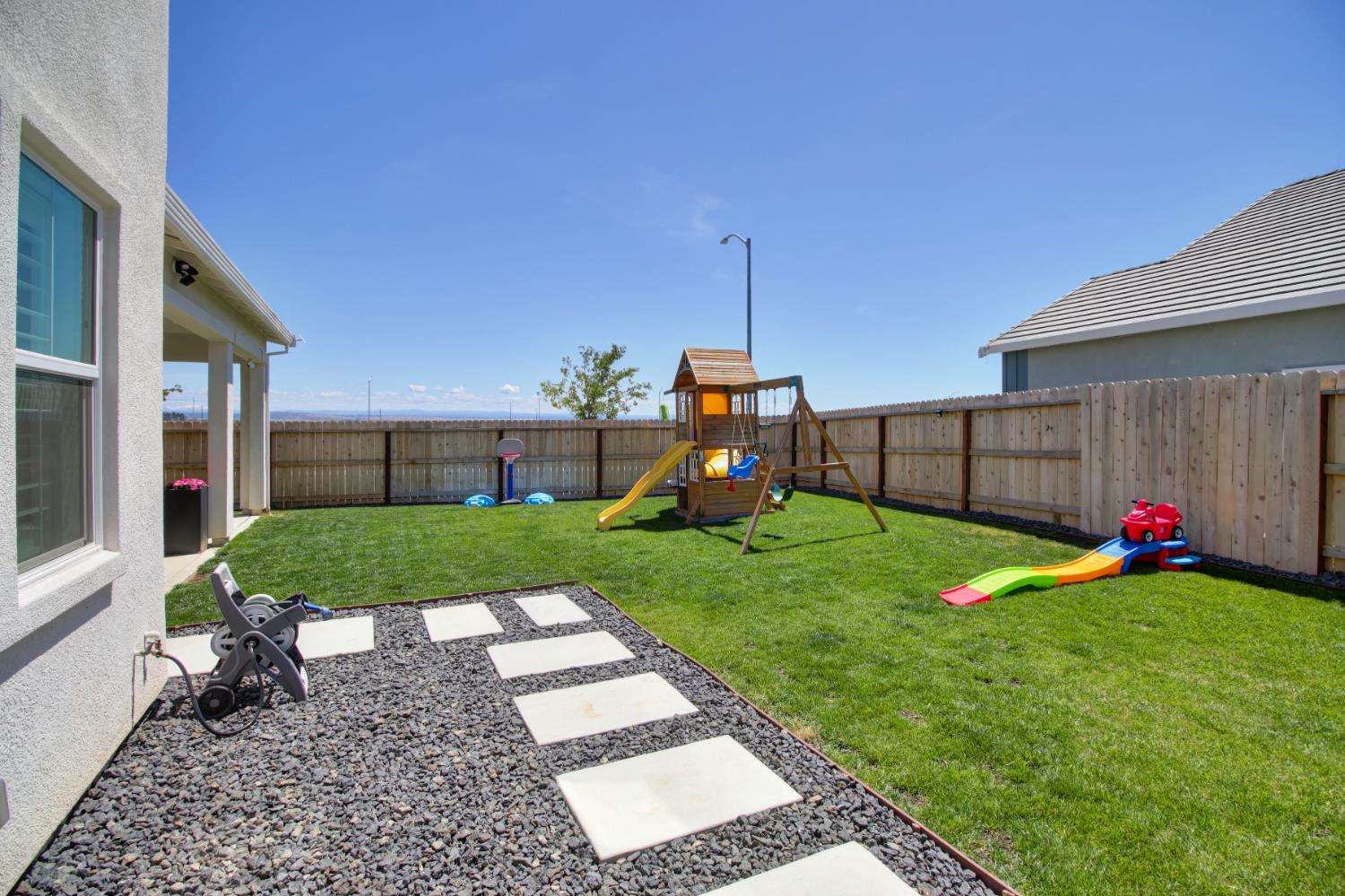 12818 Mission Peak Way