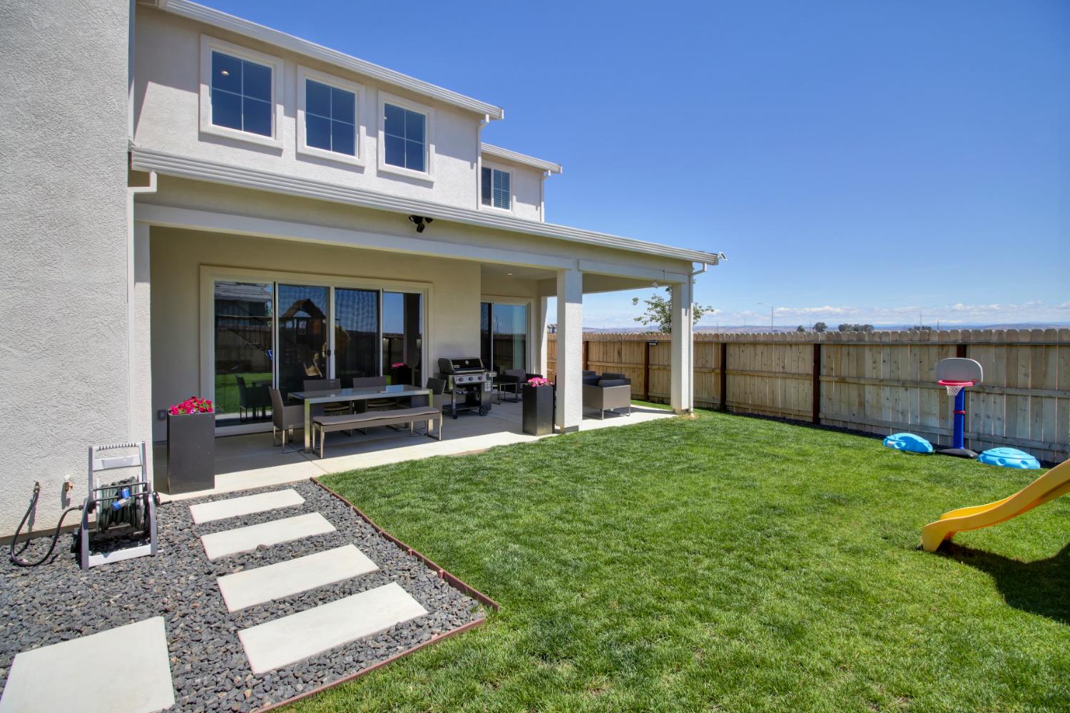 12818 Mission Peak Way