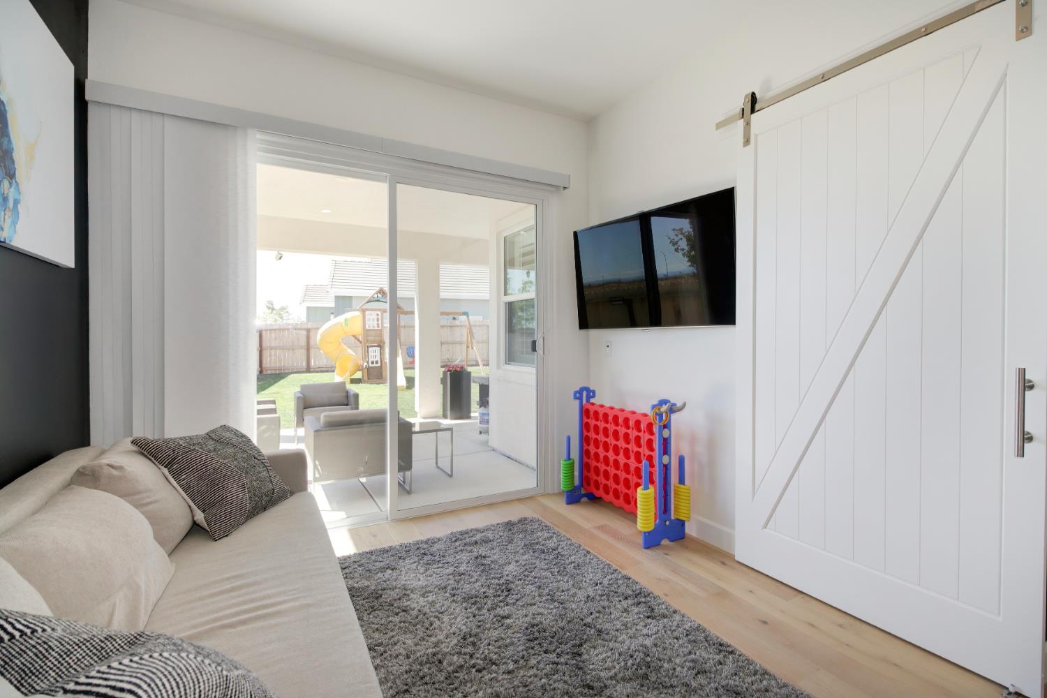 12818 Mission Peak Way