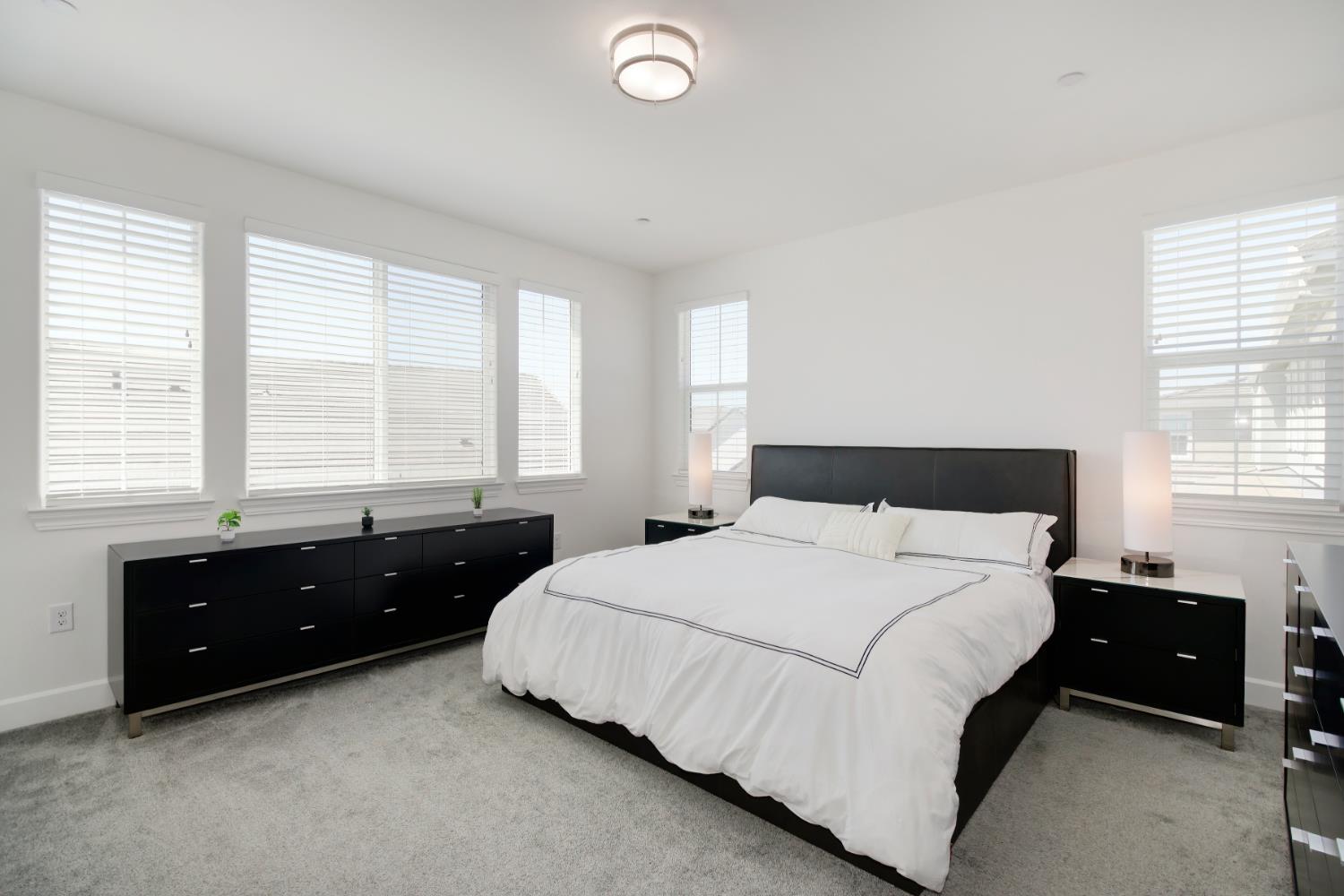 12818 Mission Peak Way