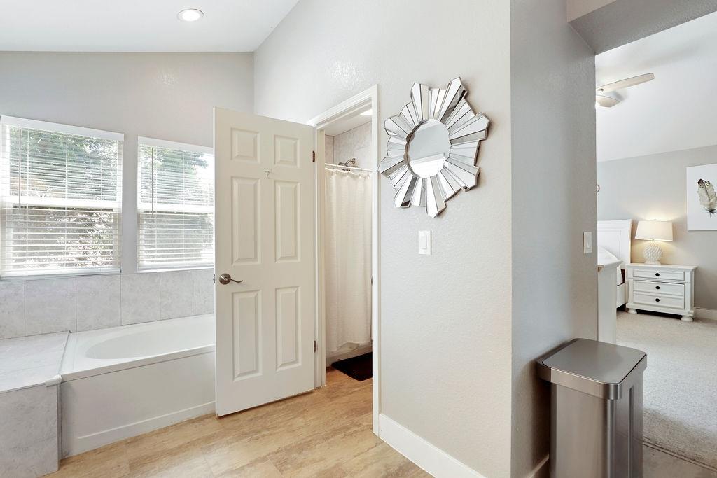 4044 Tawny Meadow Way