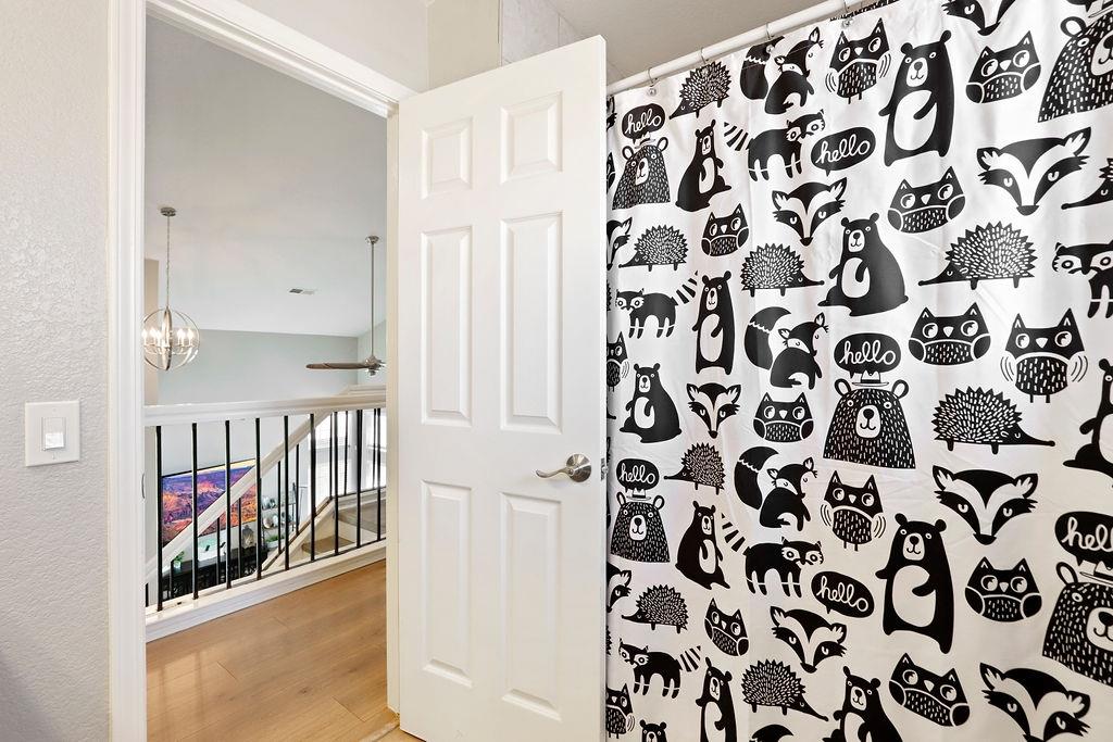 4044 Tawny Meadow Way