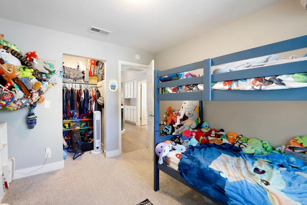 4044 Tawny Meadow Way