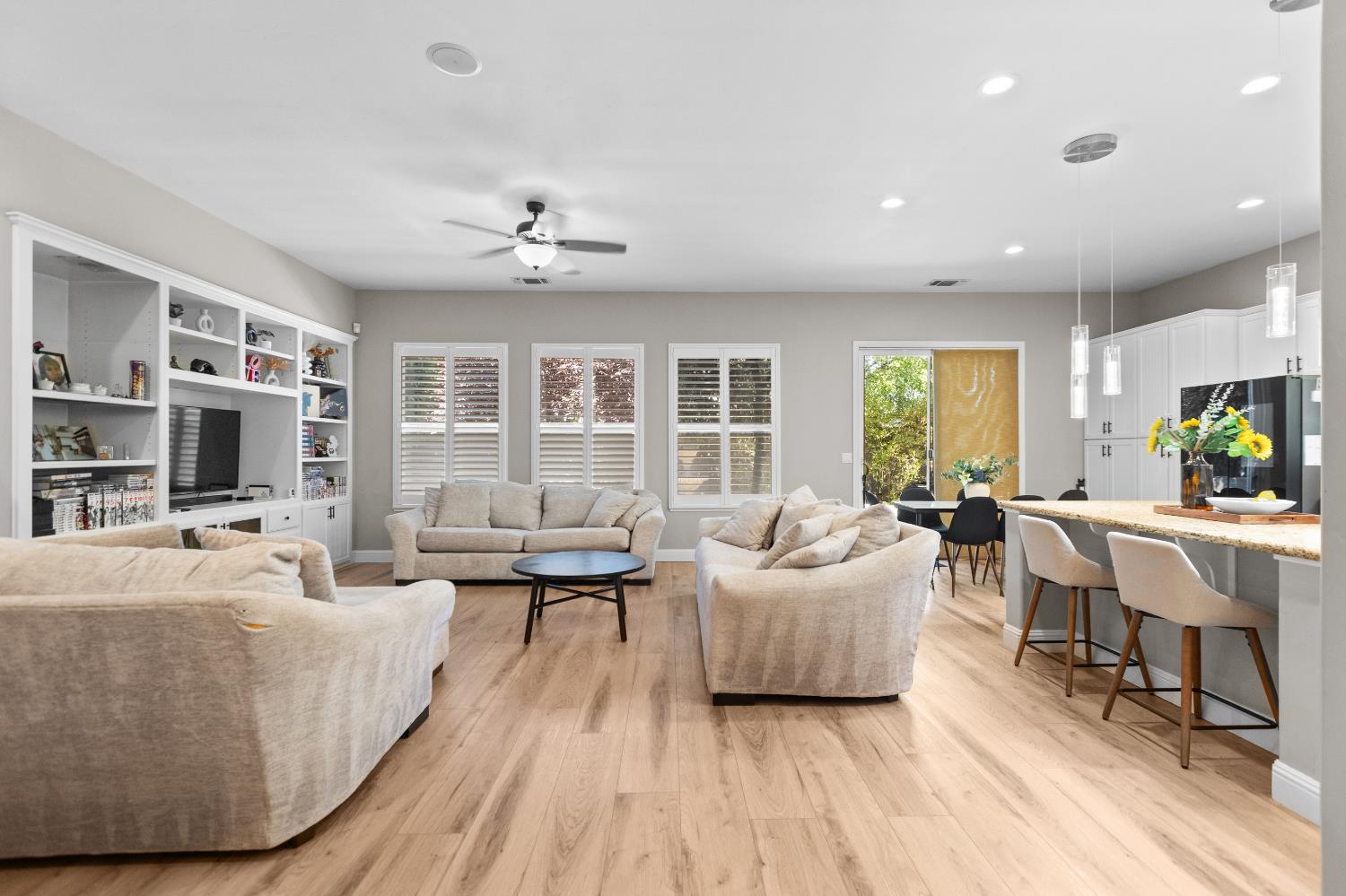 4212 Anatolia Drive