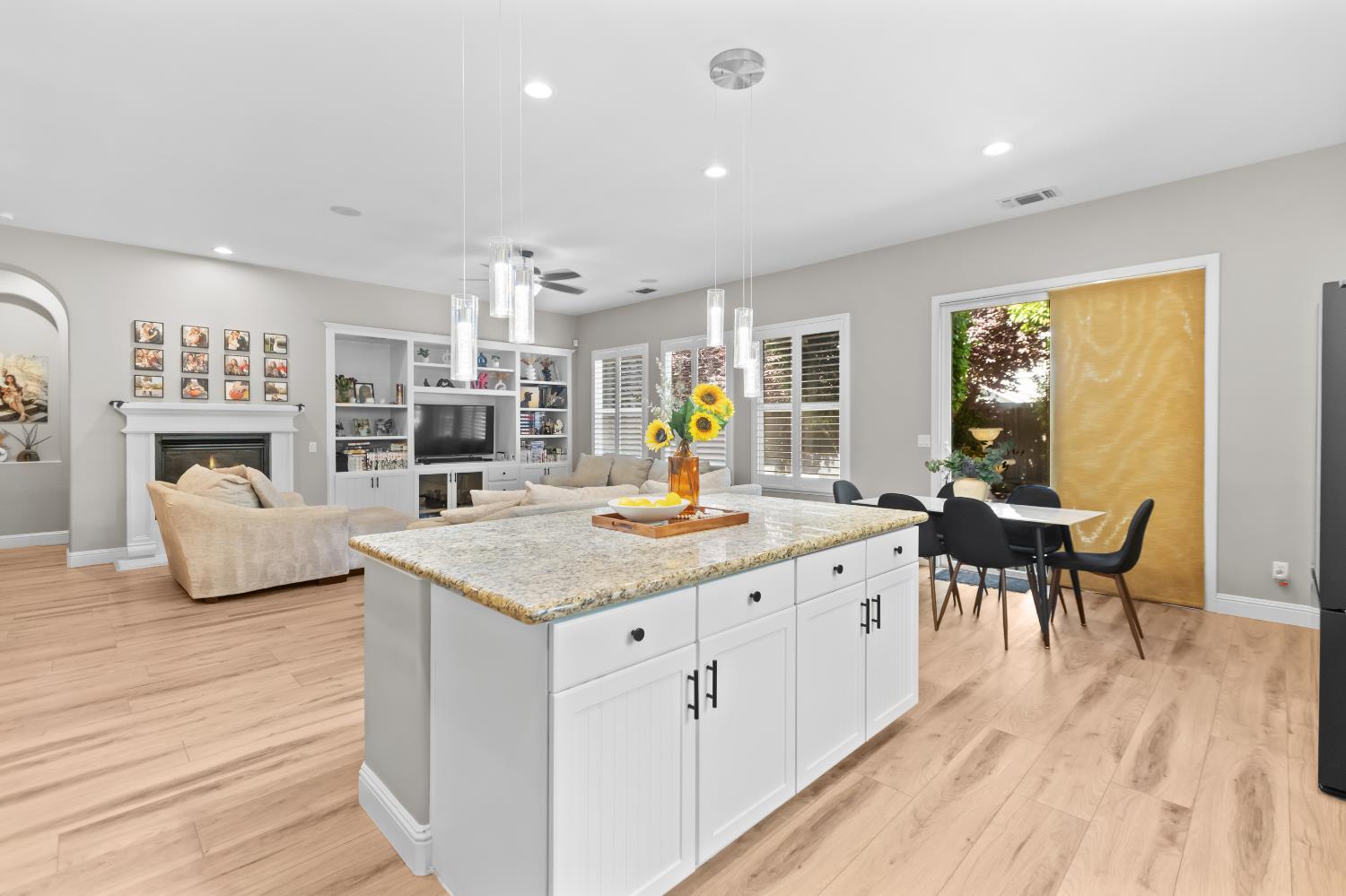4212 Anatolia Drive