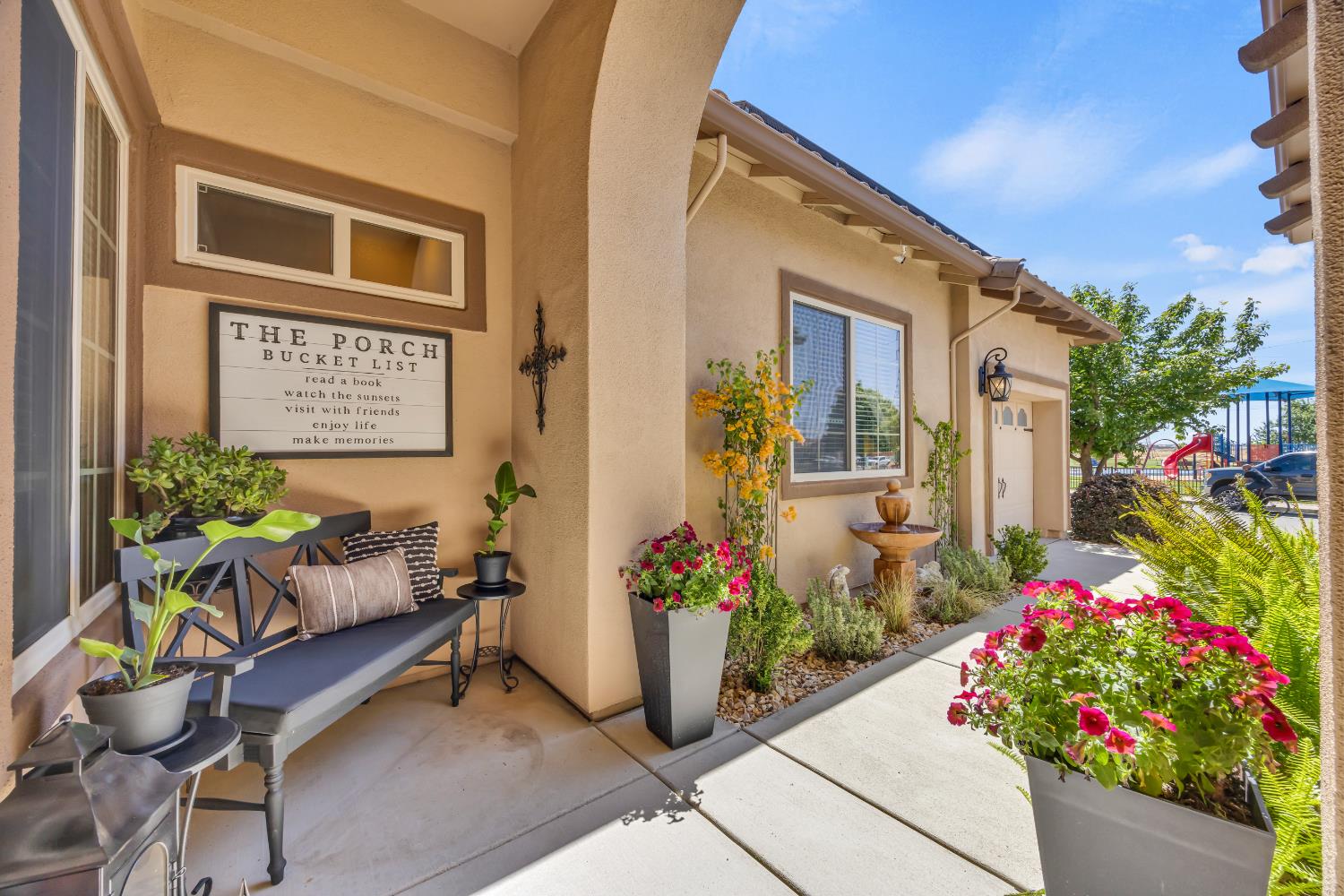 4040 Borderlands Drive