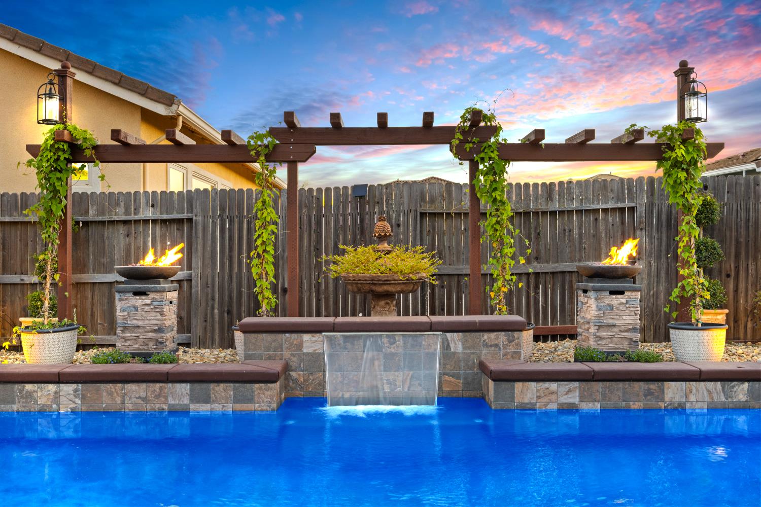 4040 Borderlands Drive