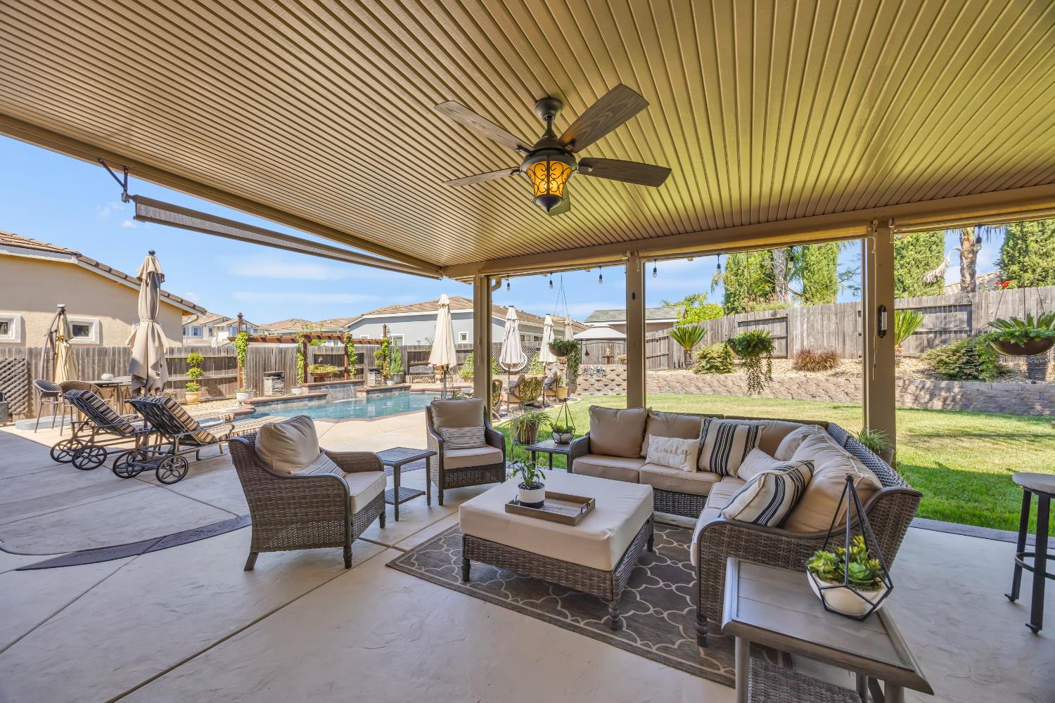 4040 Borderlands Drive