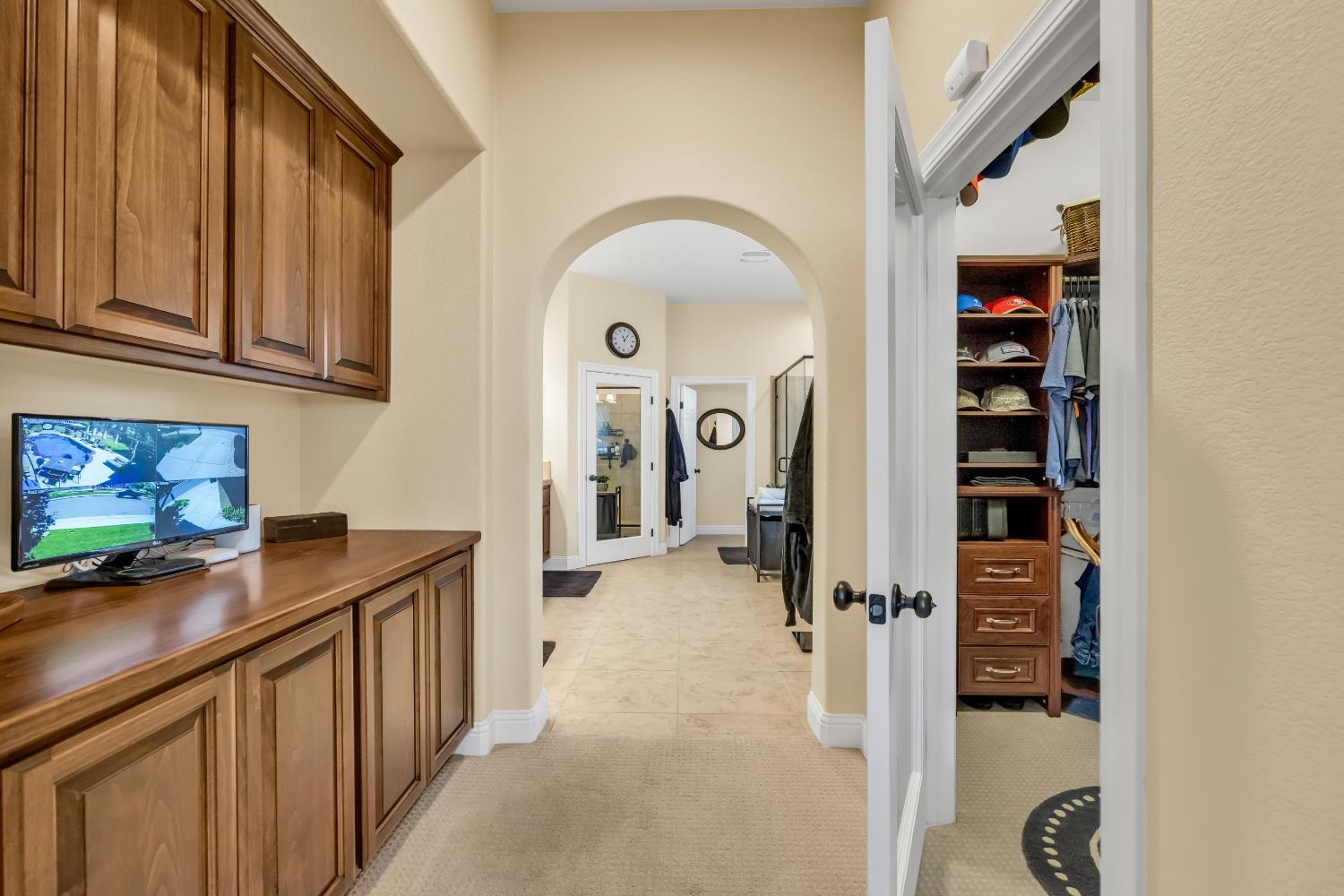 4040 Borderlands Drive