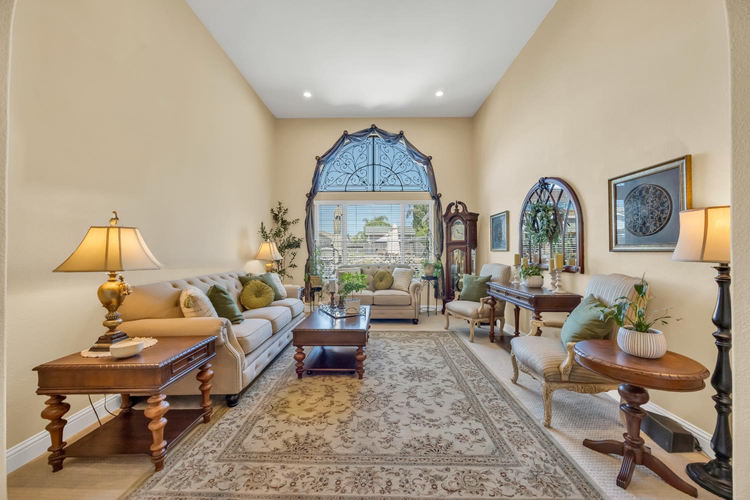 4040 Borderlands Drive