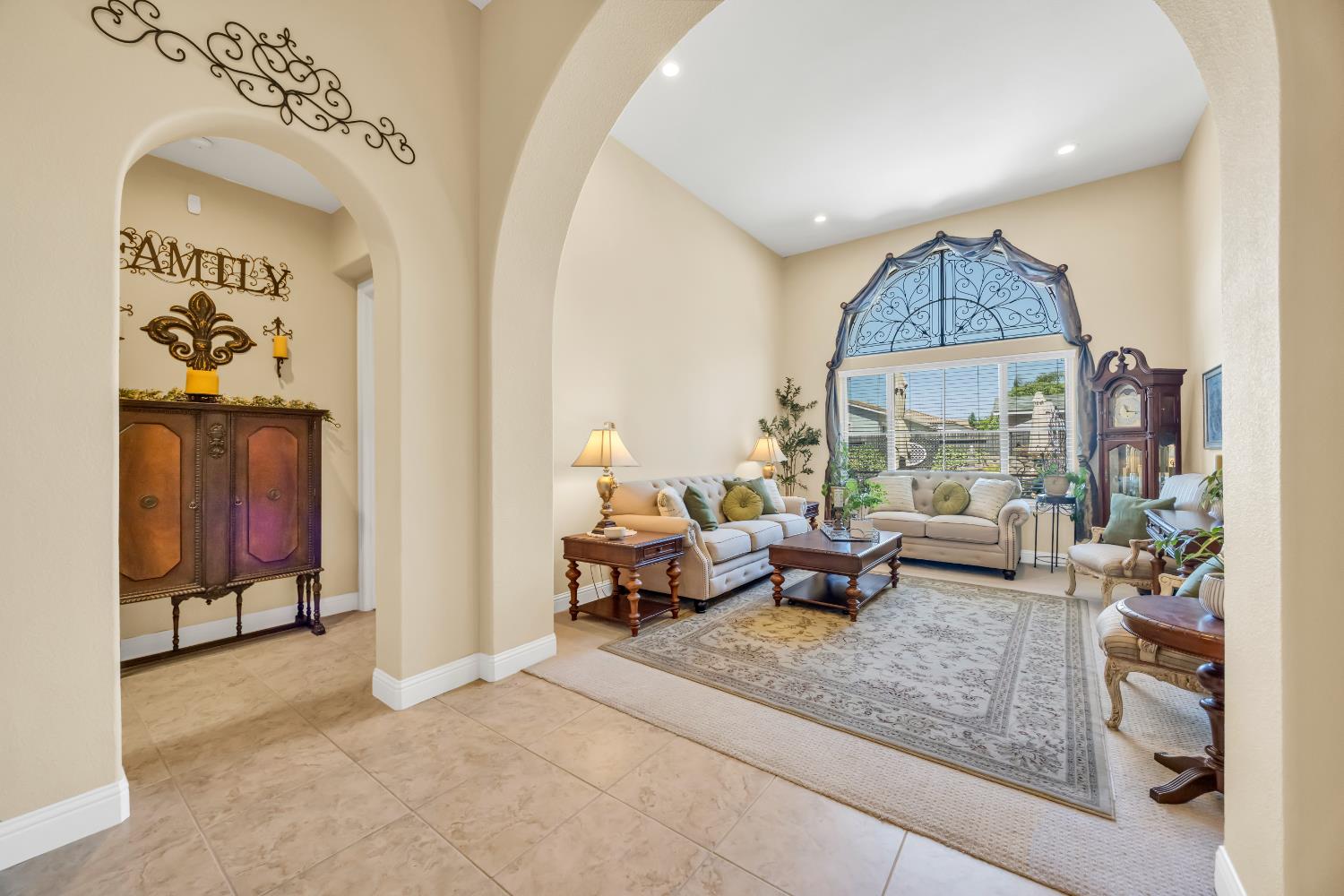 4040 Borderlands Drive