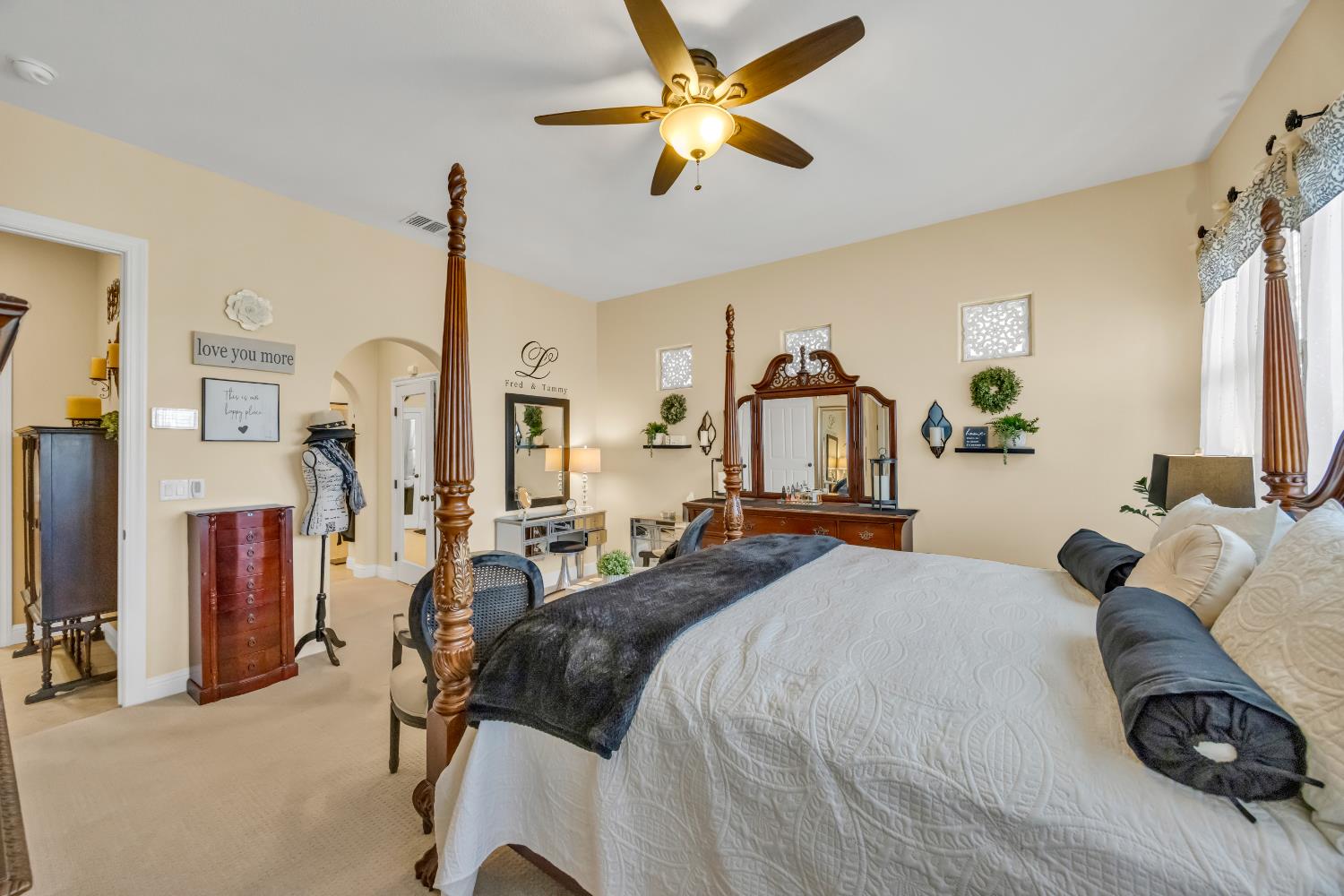 4040 Borderlands Drive