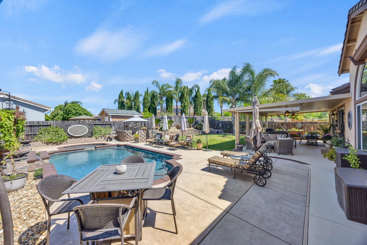 4040 Borderlands Drive