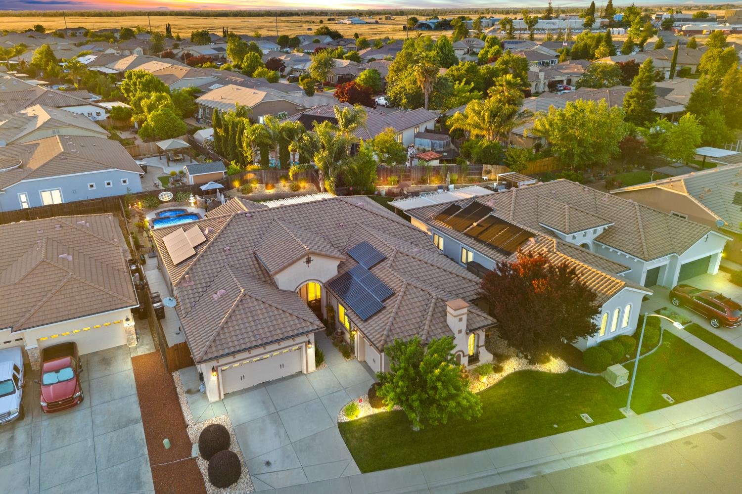 4040 Borderlands Drive