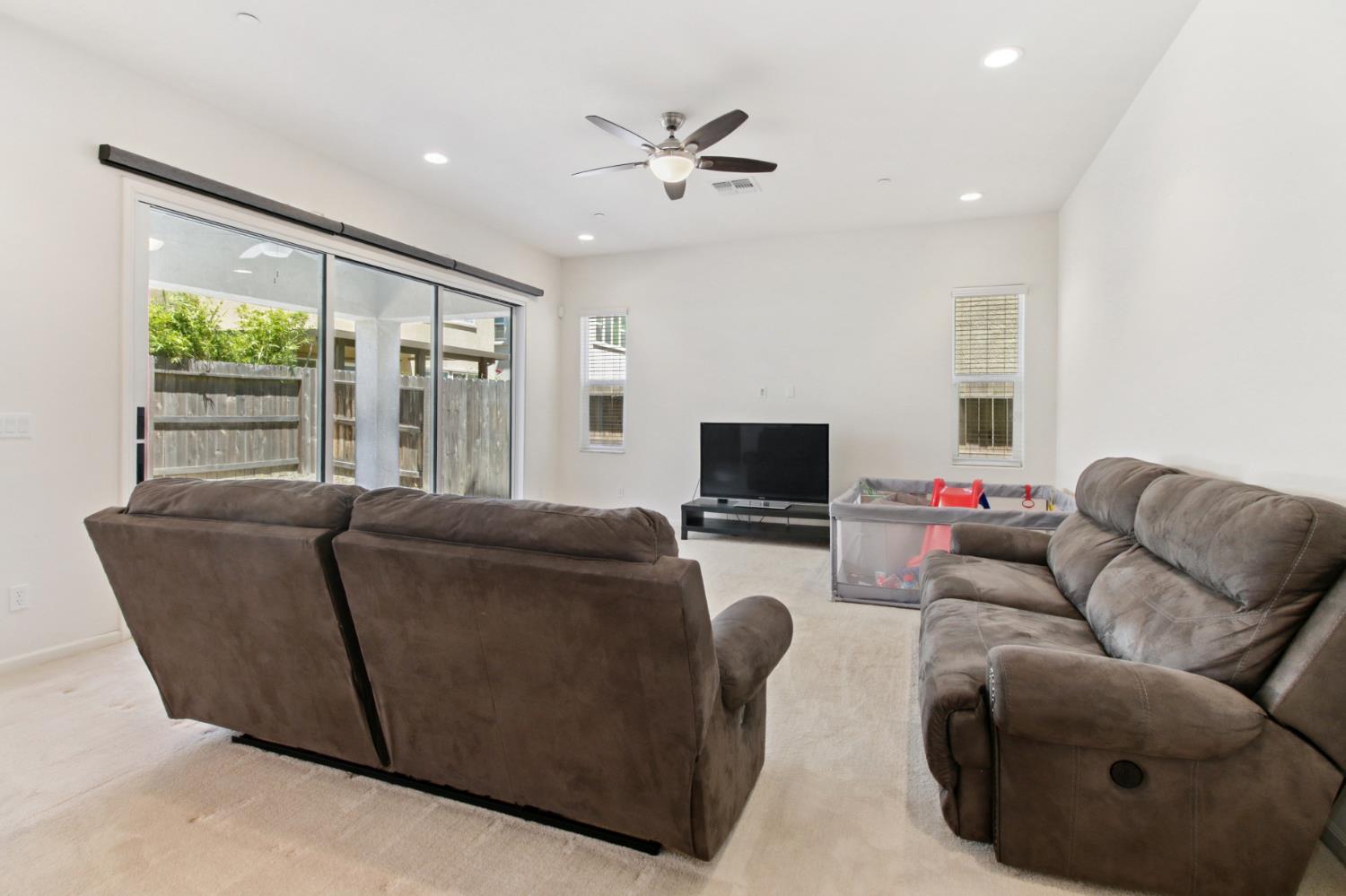 3725 Kos Island Avenue