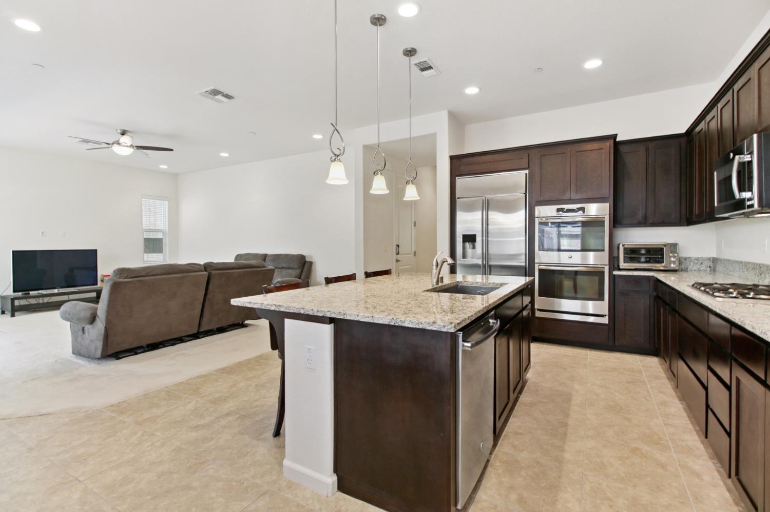 3725 Kos Island Avenue