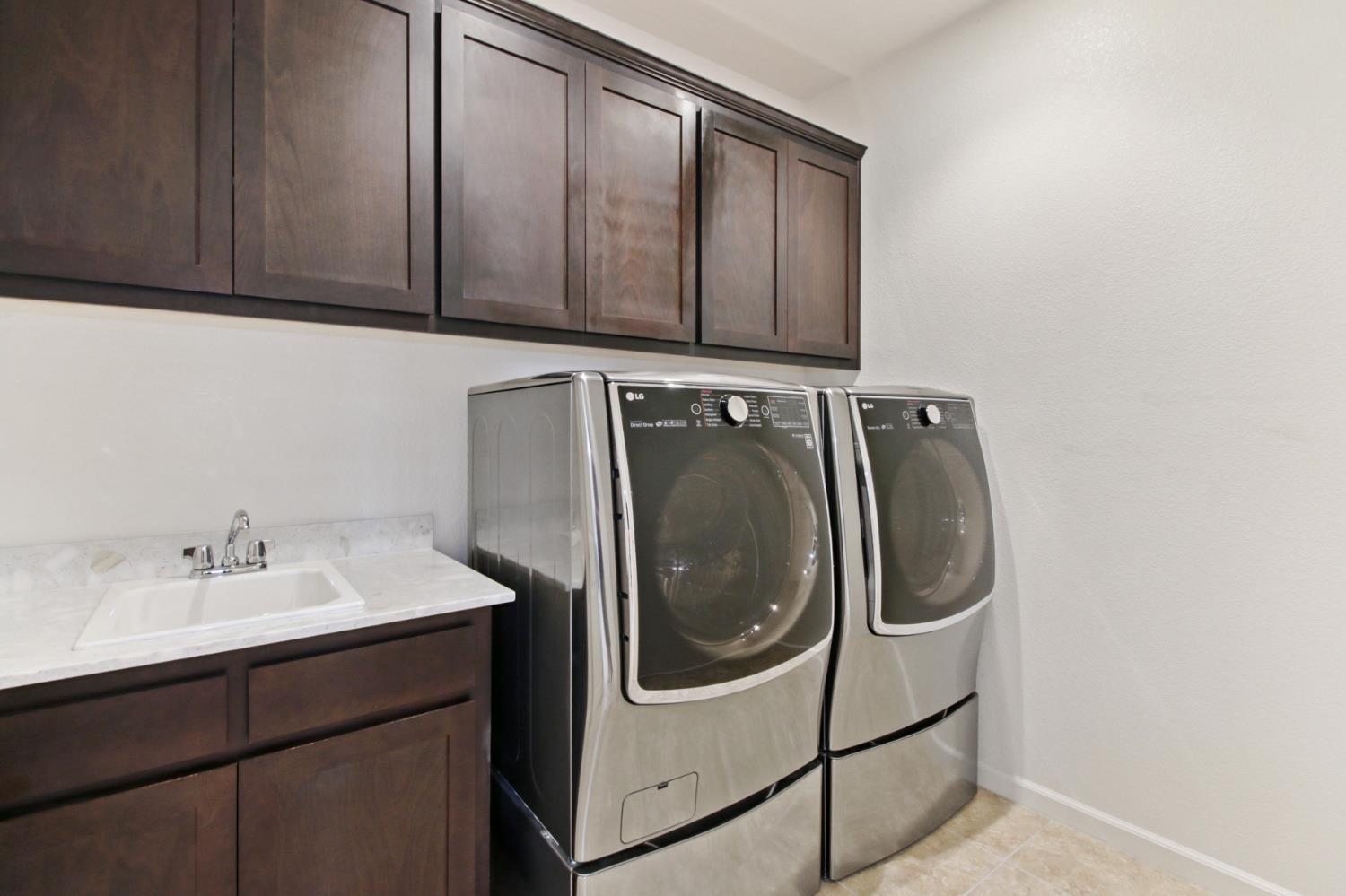 3725 Kos Island Avenue