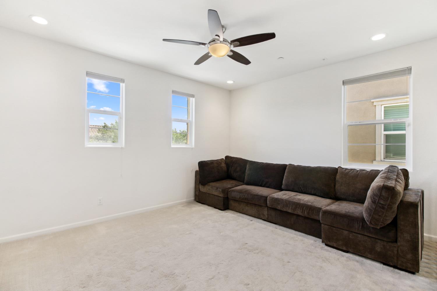 3725 Kos Island Avenue