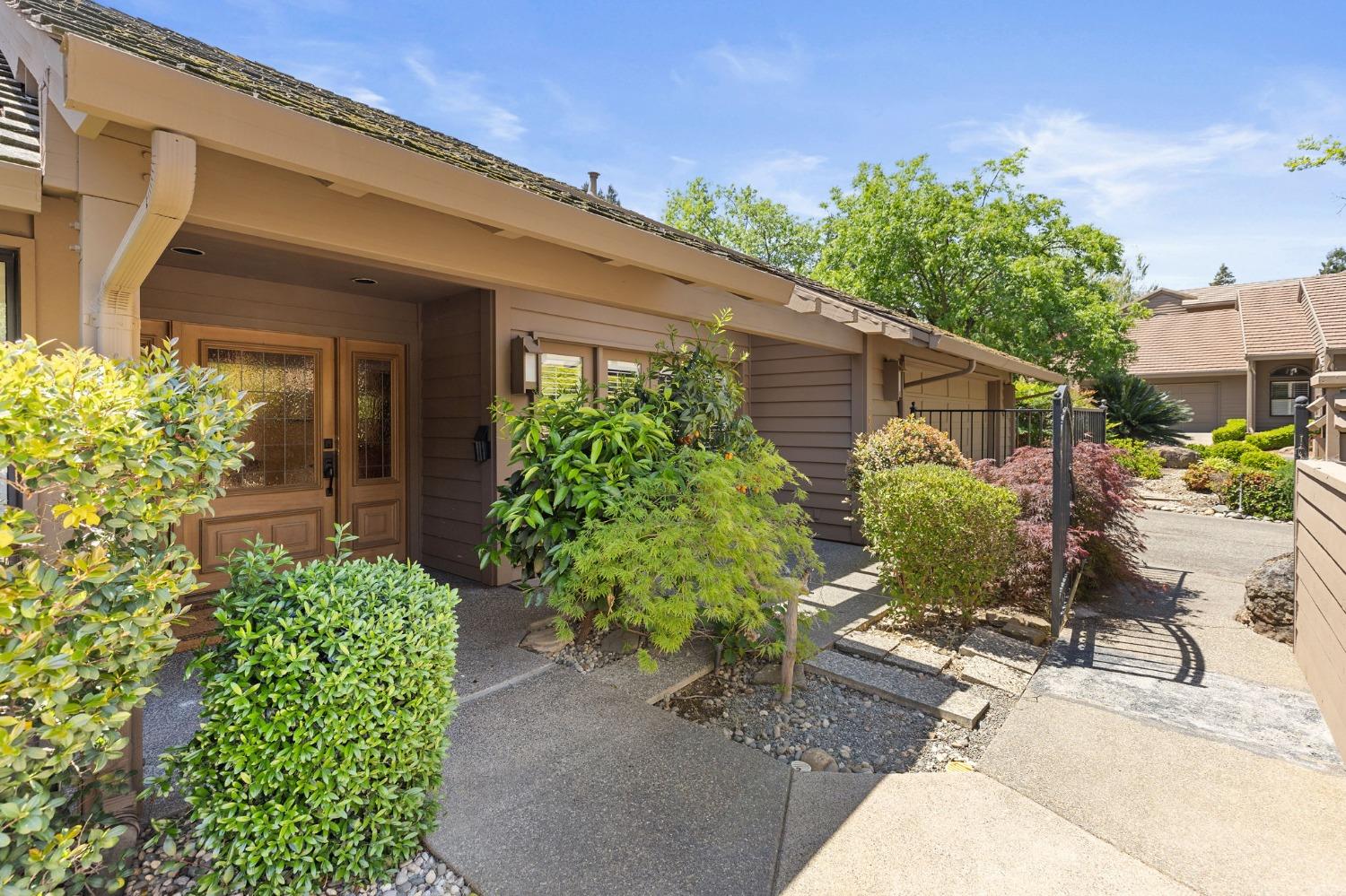 7634 Pineridge Lane