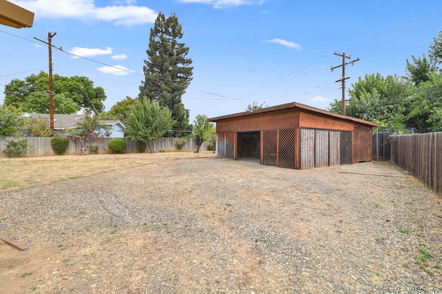 10155 La Gloria Way