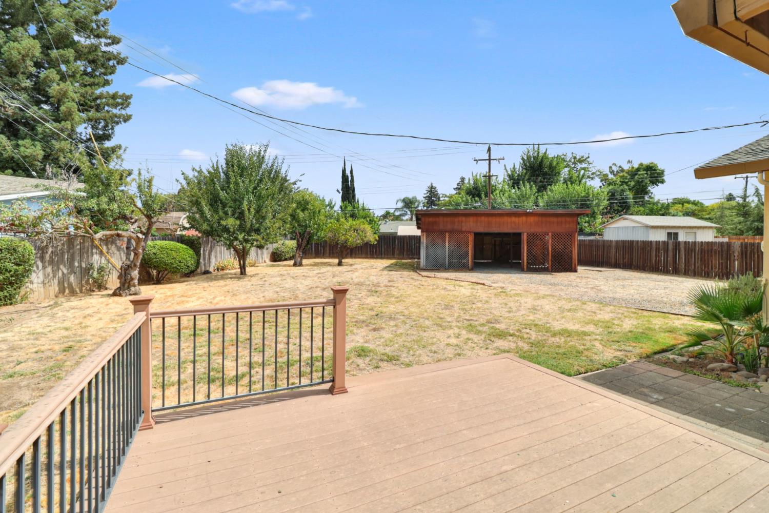 10155 La Gloria Way