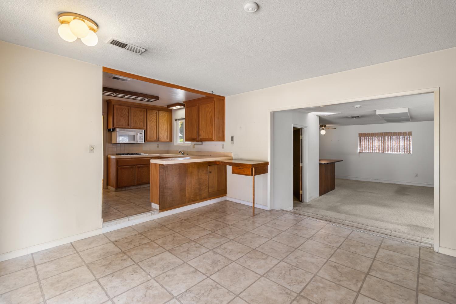 10155 La Gloria Way