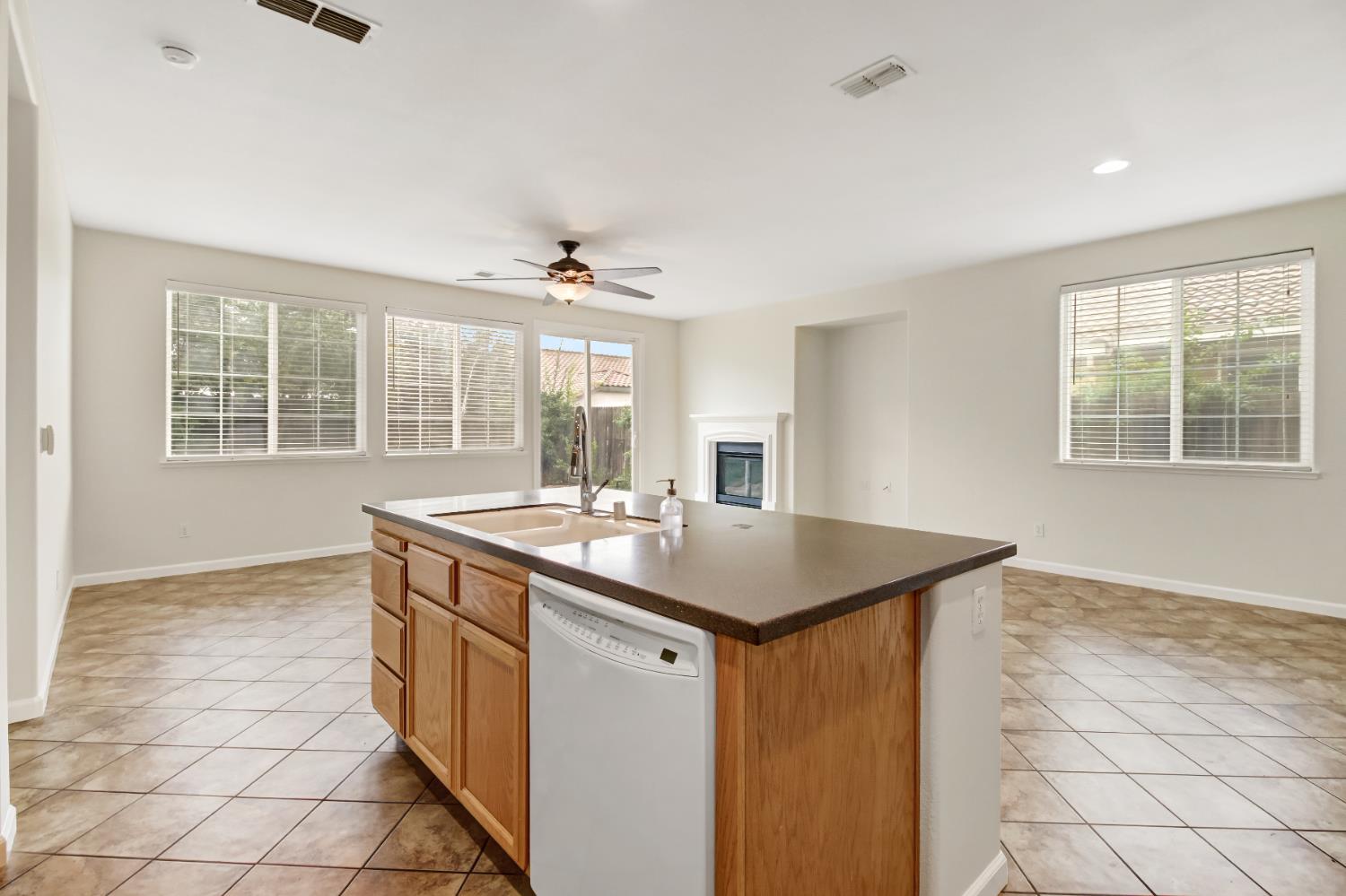 12304 Pawcatuck Way