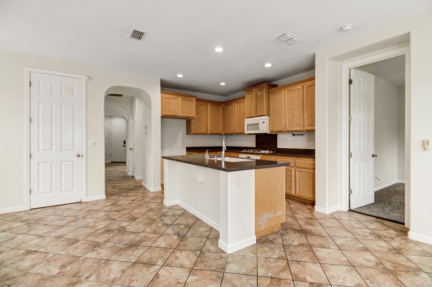 12304 Pawcatuck Way