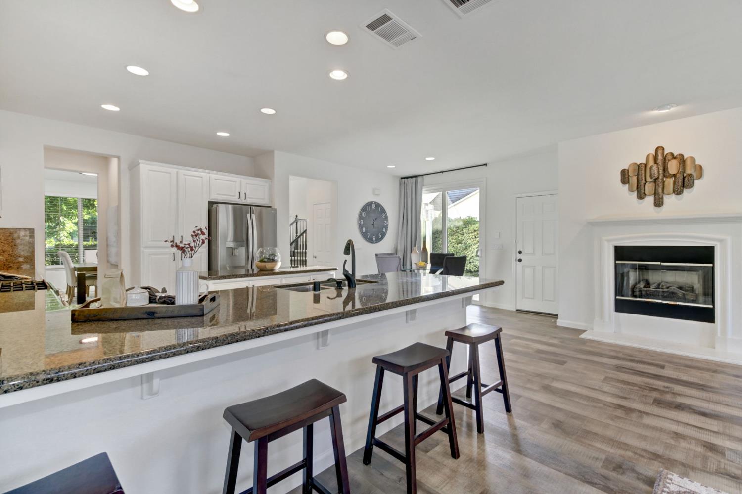 11801 Dionysus Way