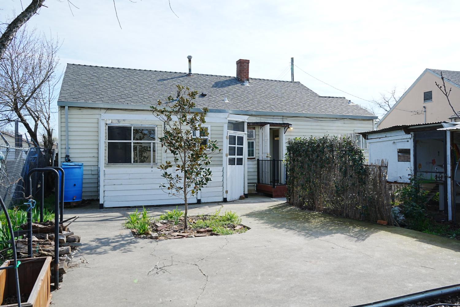 3633 Marysville Boulevard