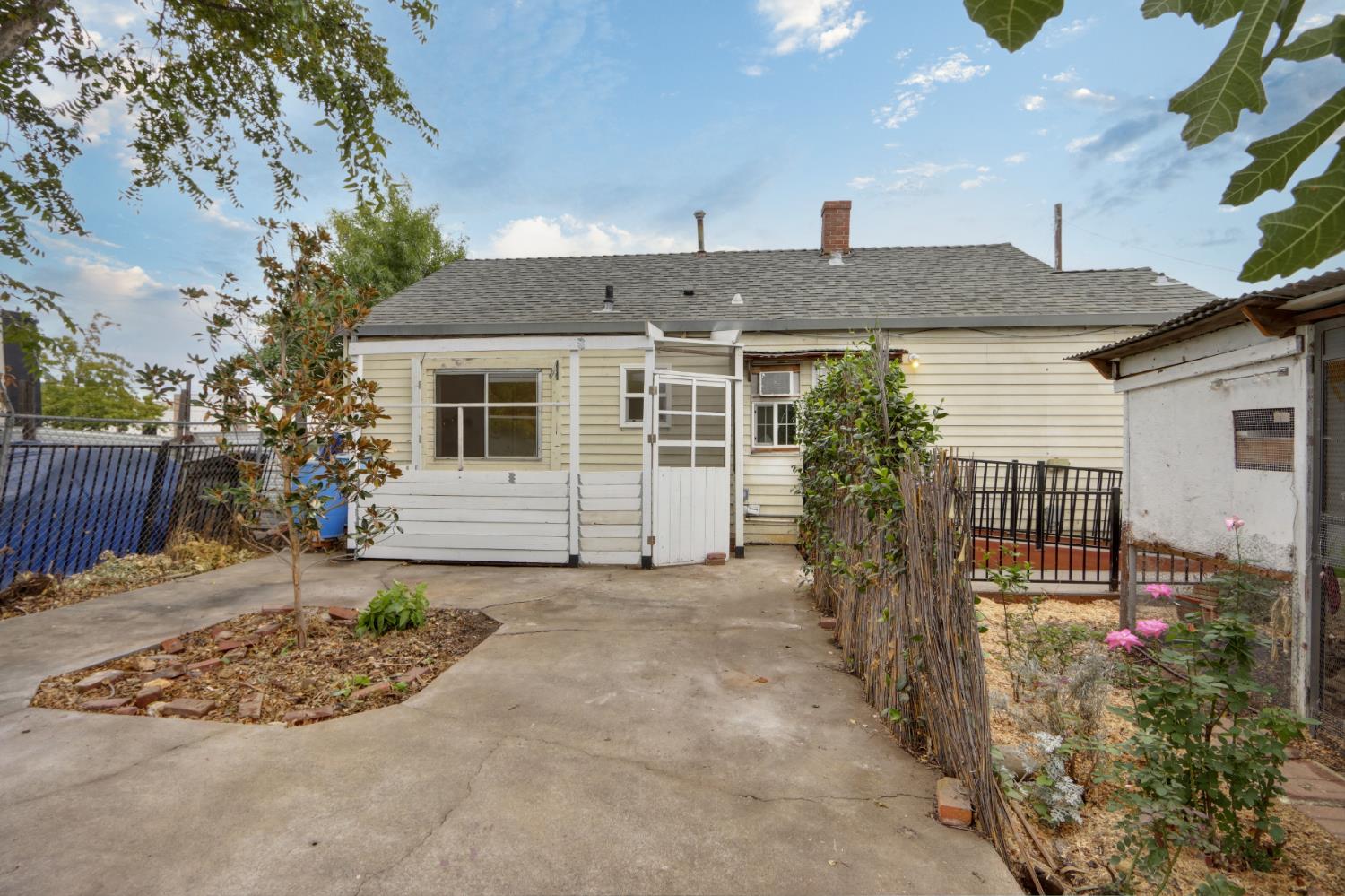 3633 Marysville Boulevard