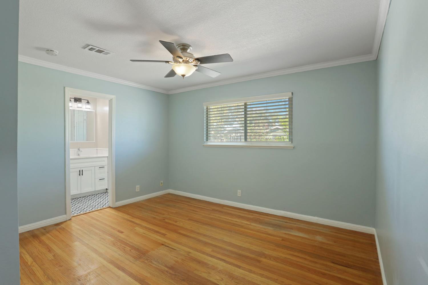 783 Falcon Way