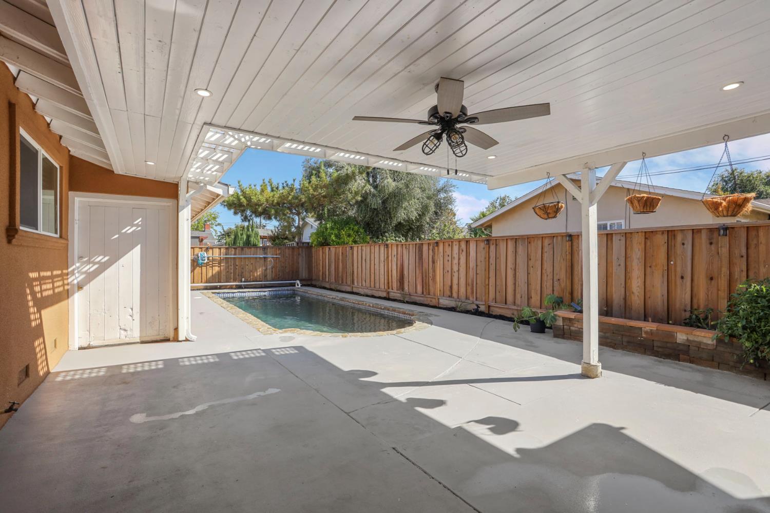 783 Falcon Way
