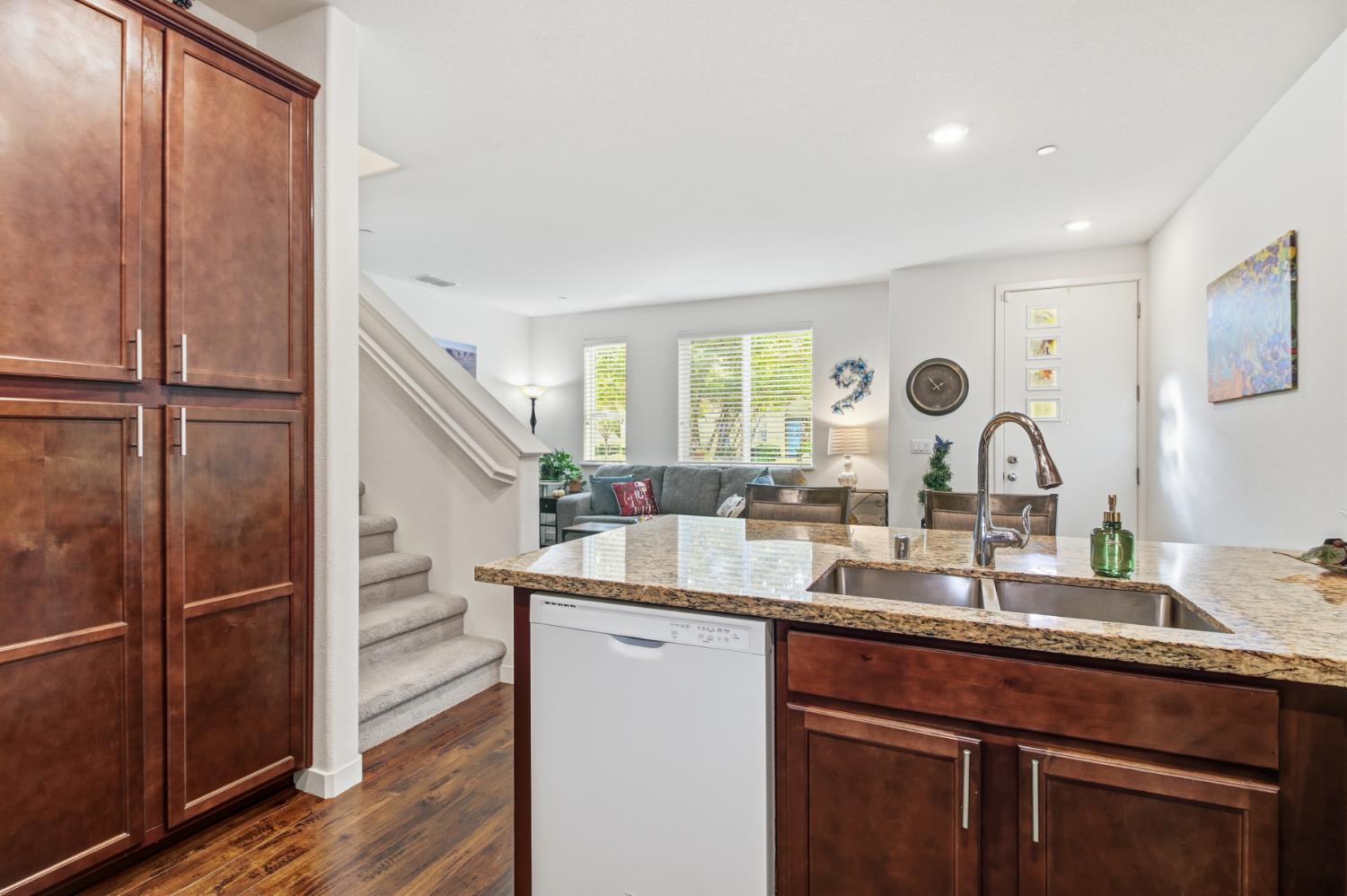 3215 Bridgeway Drive