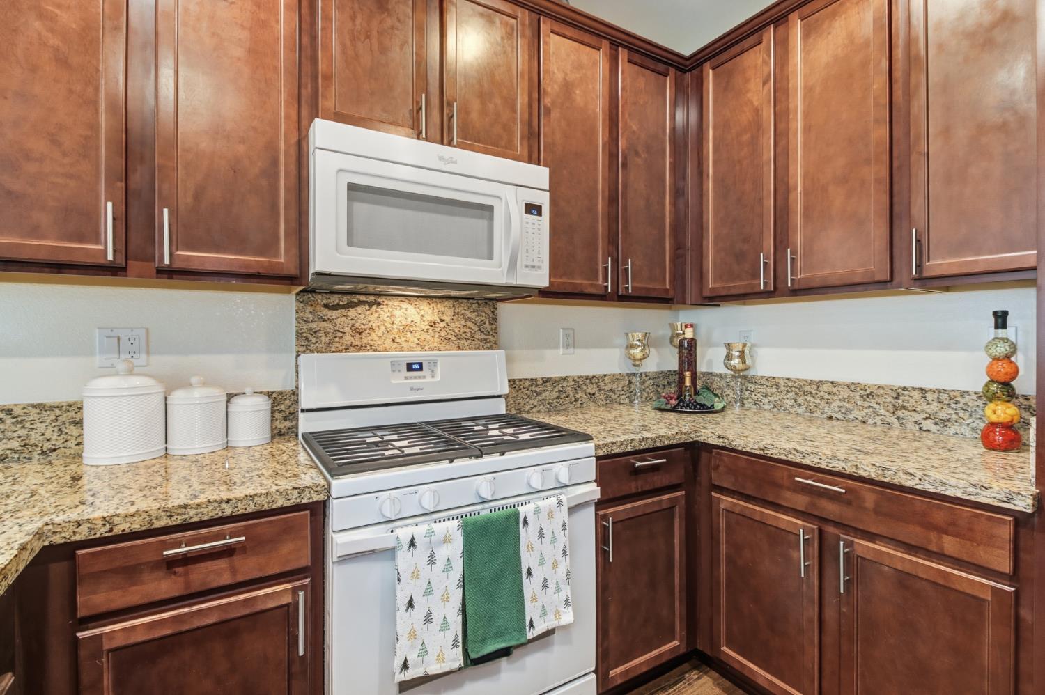 3215 Bridgeway Drive