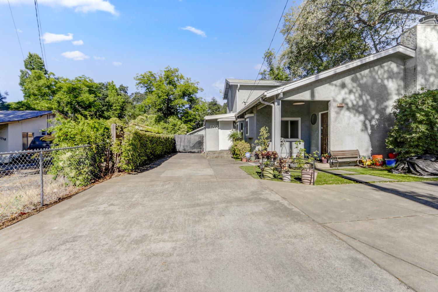 5712 San Juan Avenue