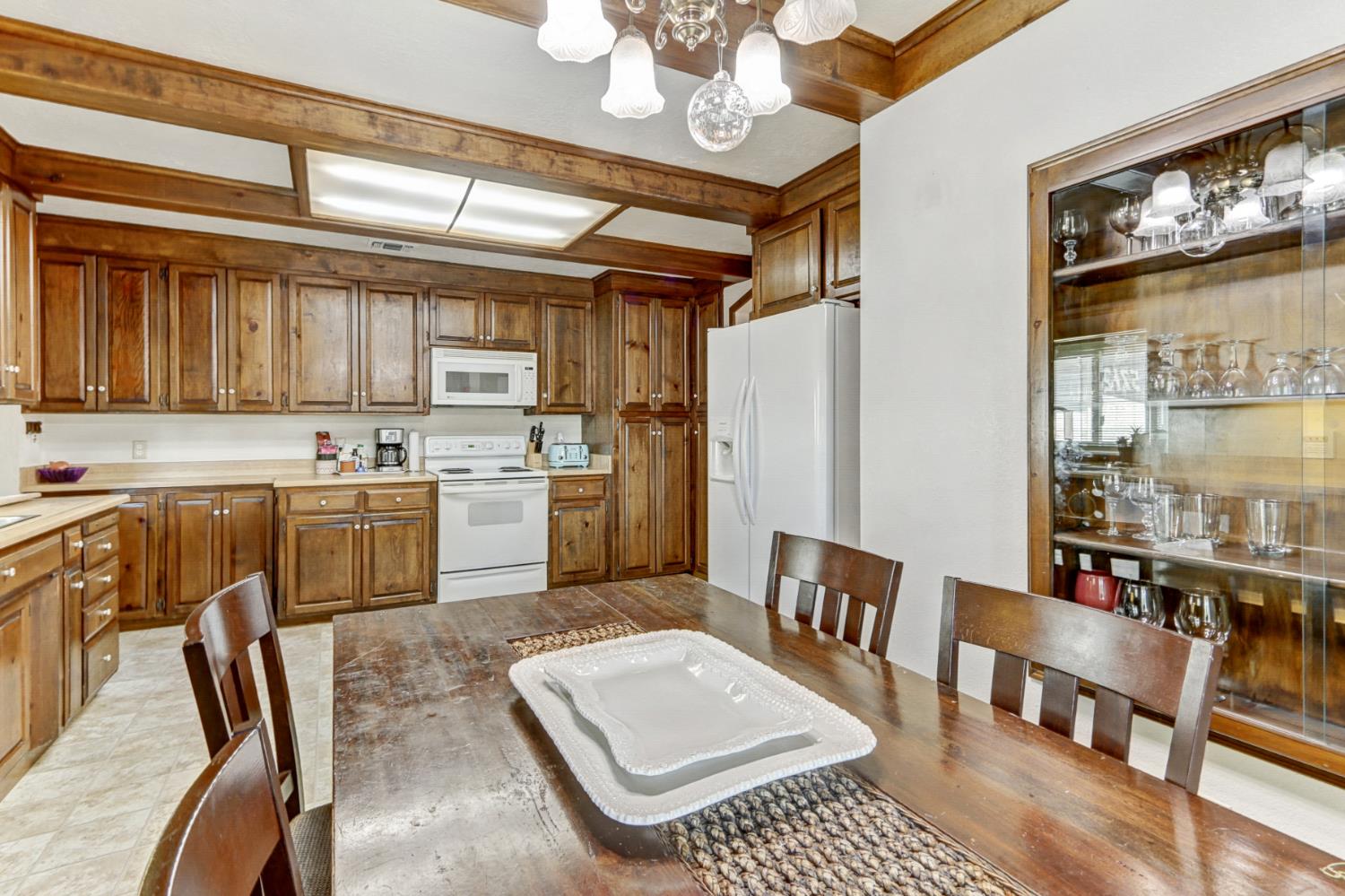 5712 San Juan Avenue