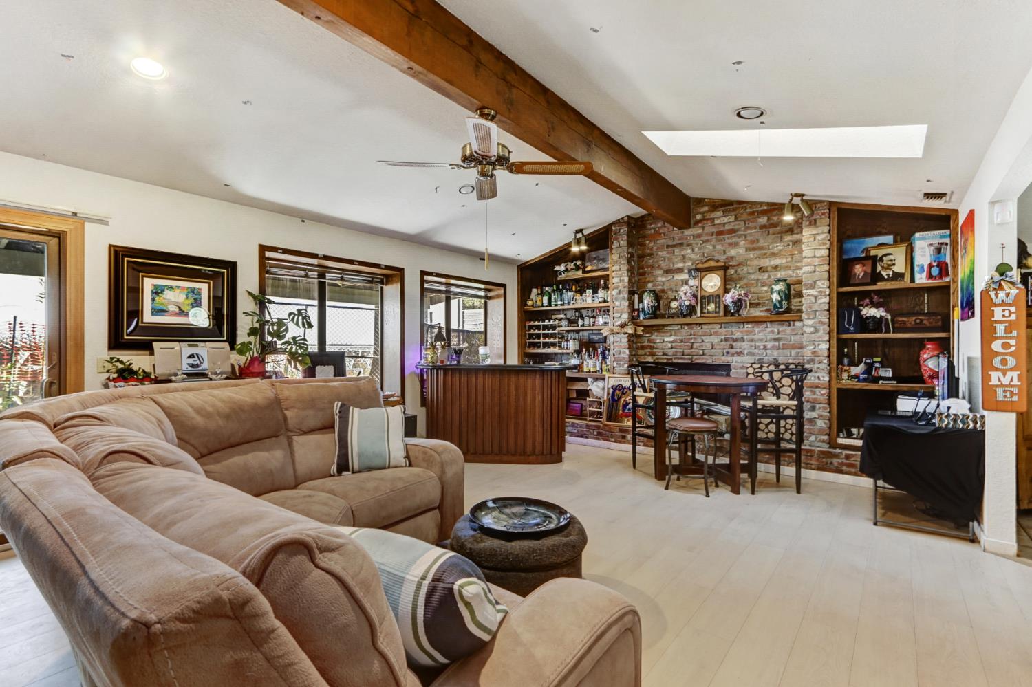 5712 San Juan Avenue