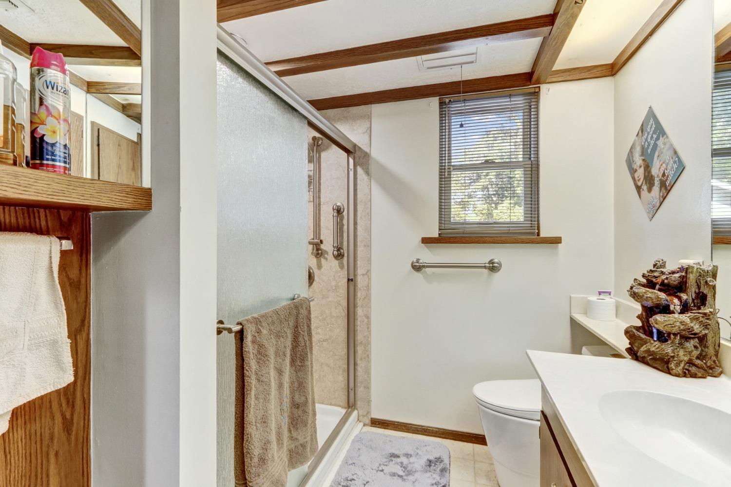 5712 San Juan Avenue