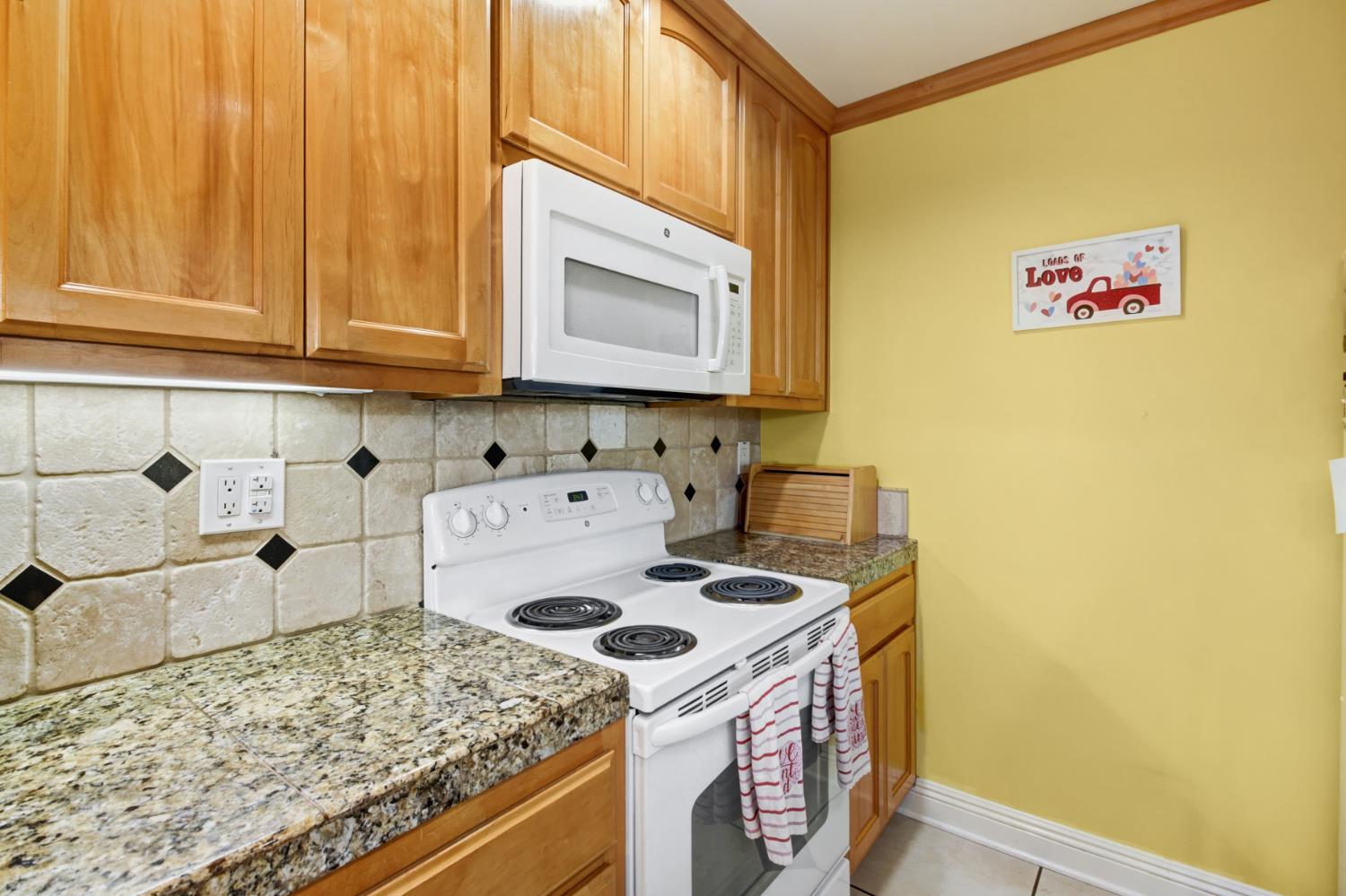 8271 Fieldpoppy Circle