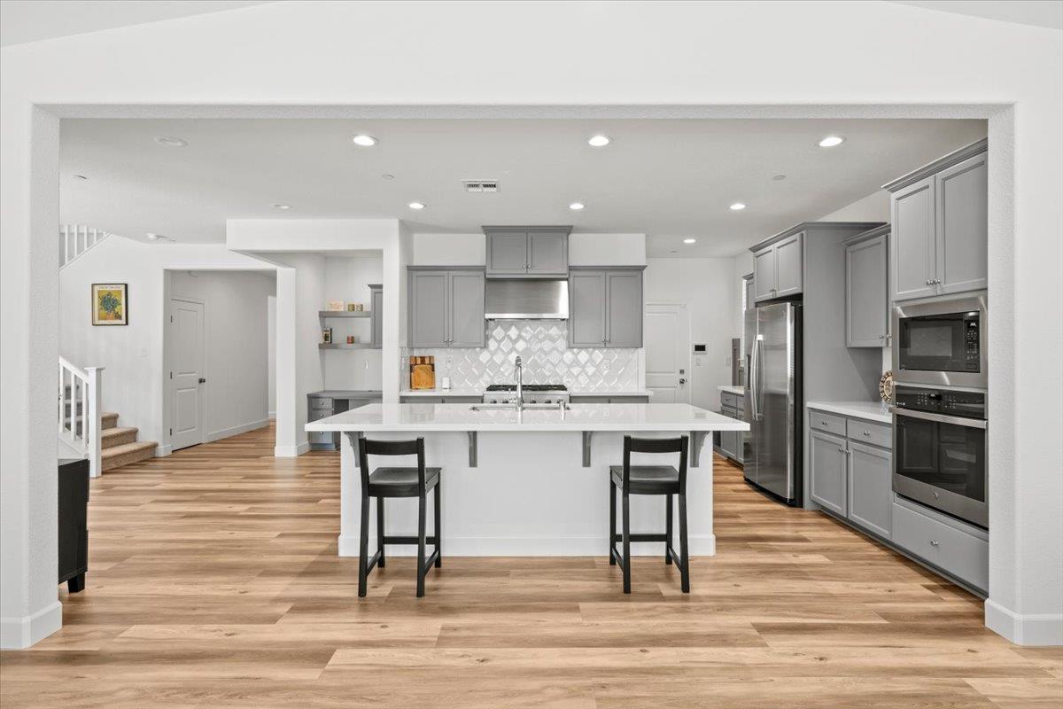 4316 Castle Crag Street