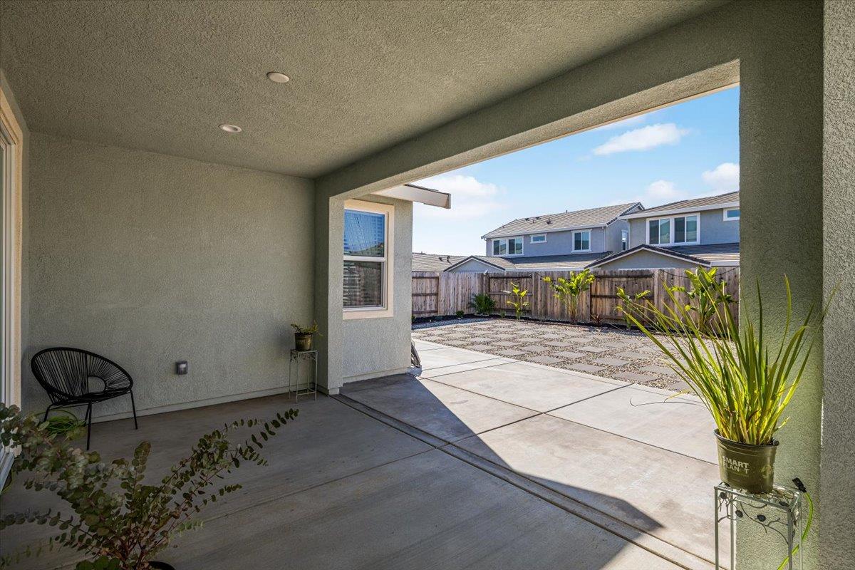 4316 Castle Crag Street