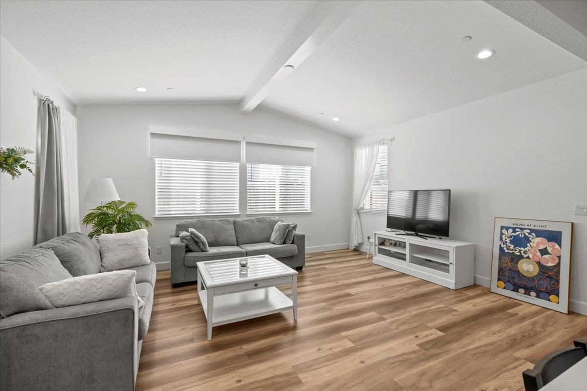 4316 Castle Crag Street