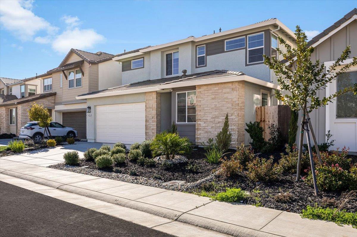 4316 Castle Crag Street