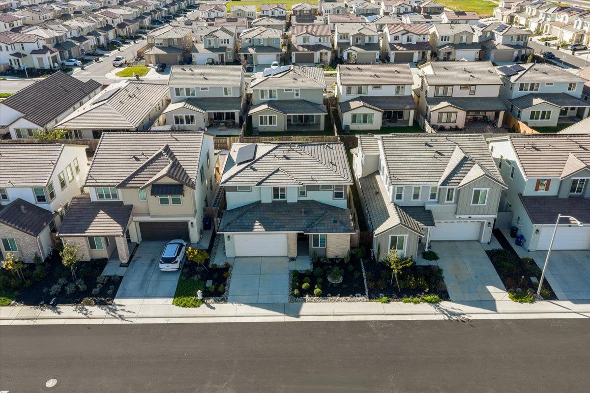 4316 Castle Crag Street