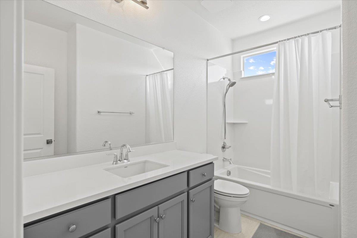 4316 Castle Crag Street