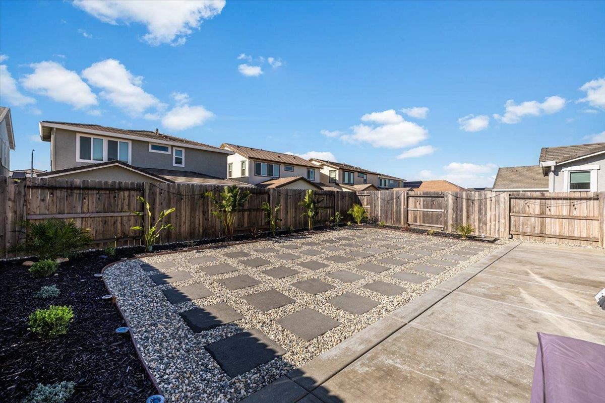 4316 Castle Crag Street