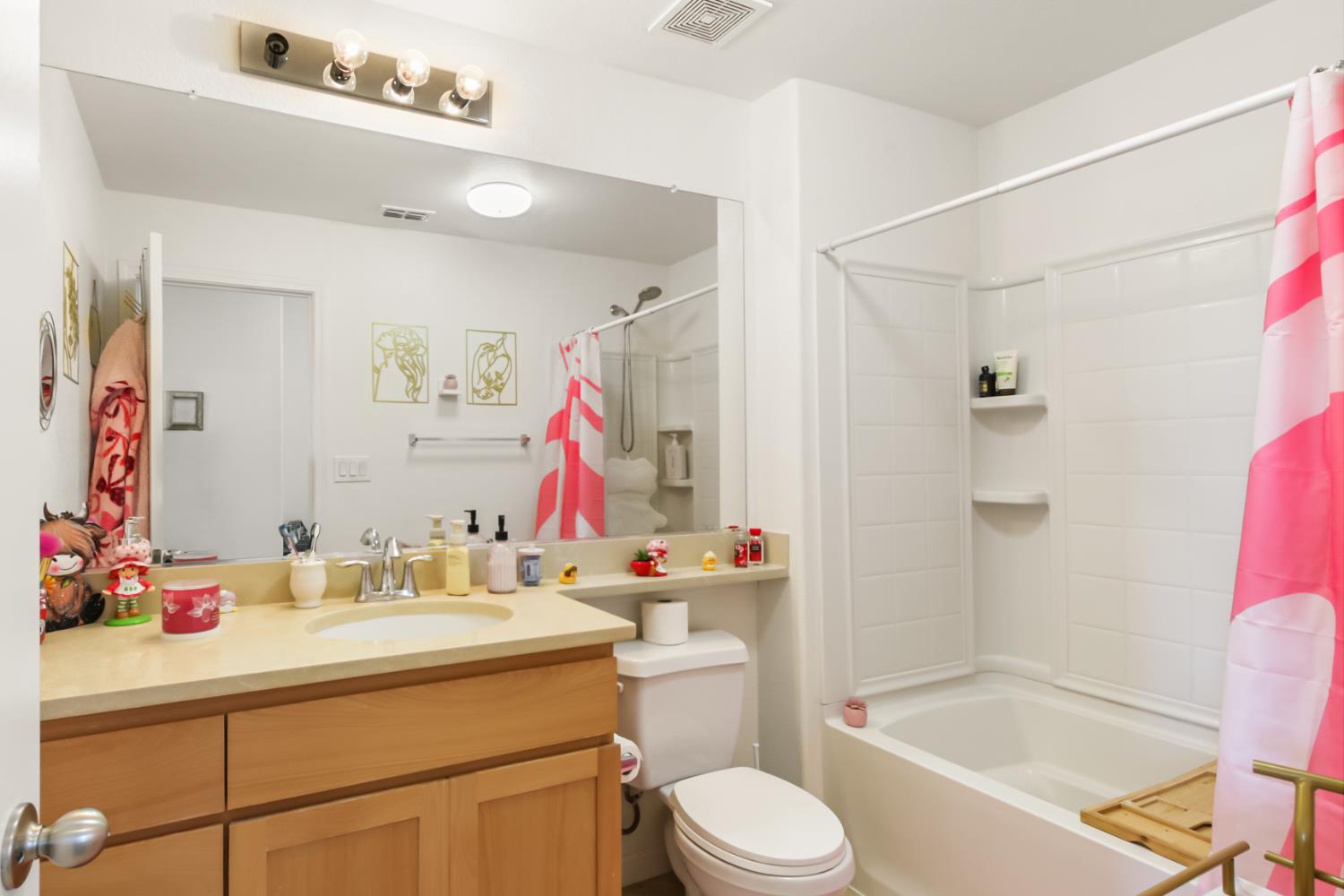 11069 International Drive