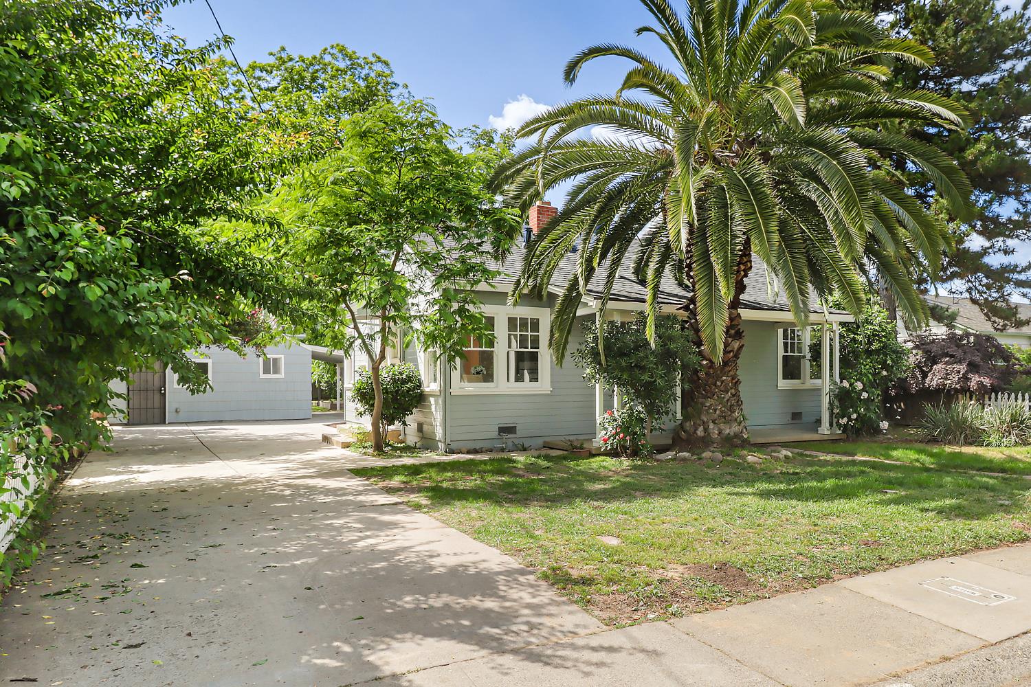 3728 62nd Street