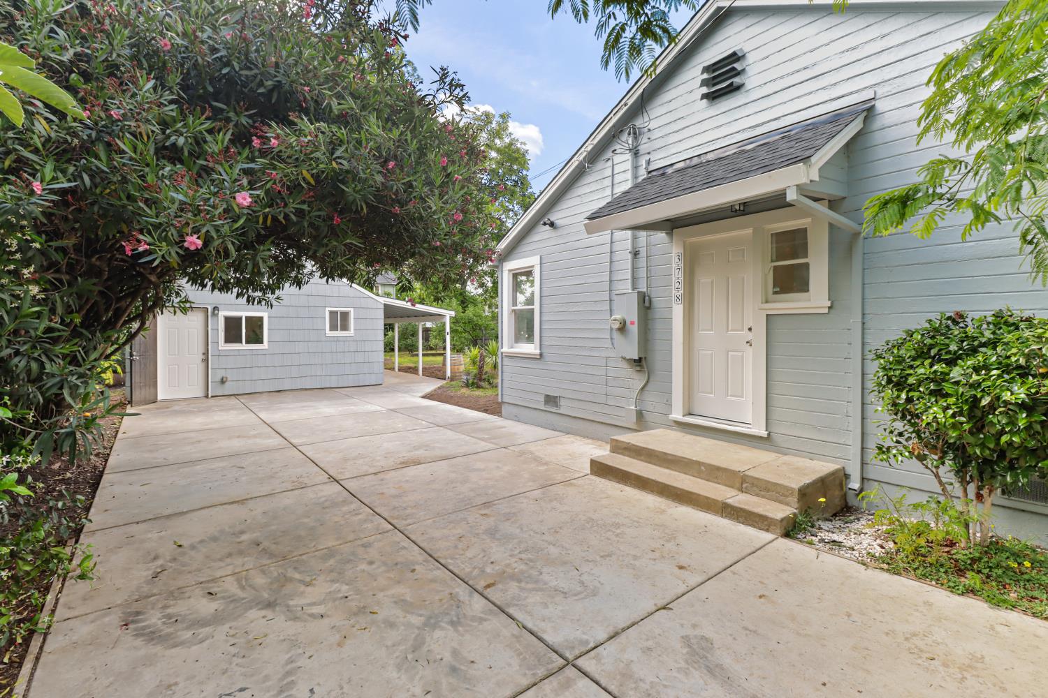 3728 62nd Street